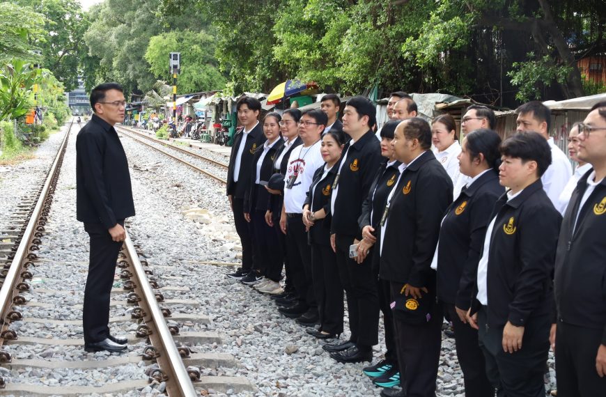สพป.กรุงเทพมหานคร ออกตรวจพื้นที่เฝ้าระวังเหตุความไม่ปลอดภัย ในกิจกรรมวันต่อต้านยาเสพติดโลก ประจำปี 2…