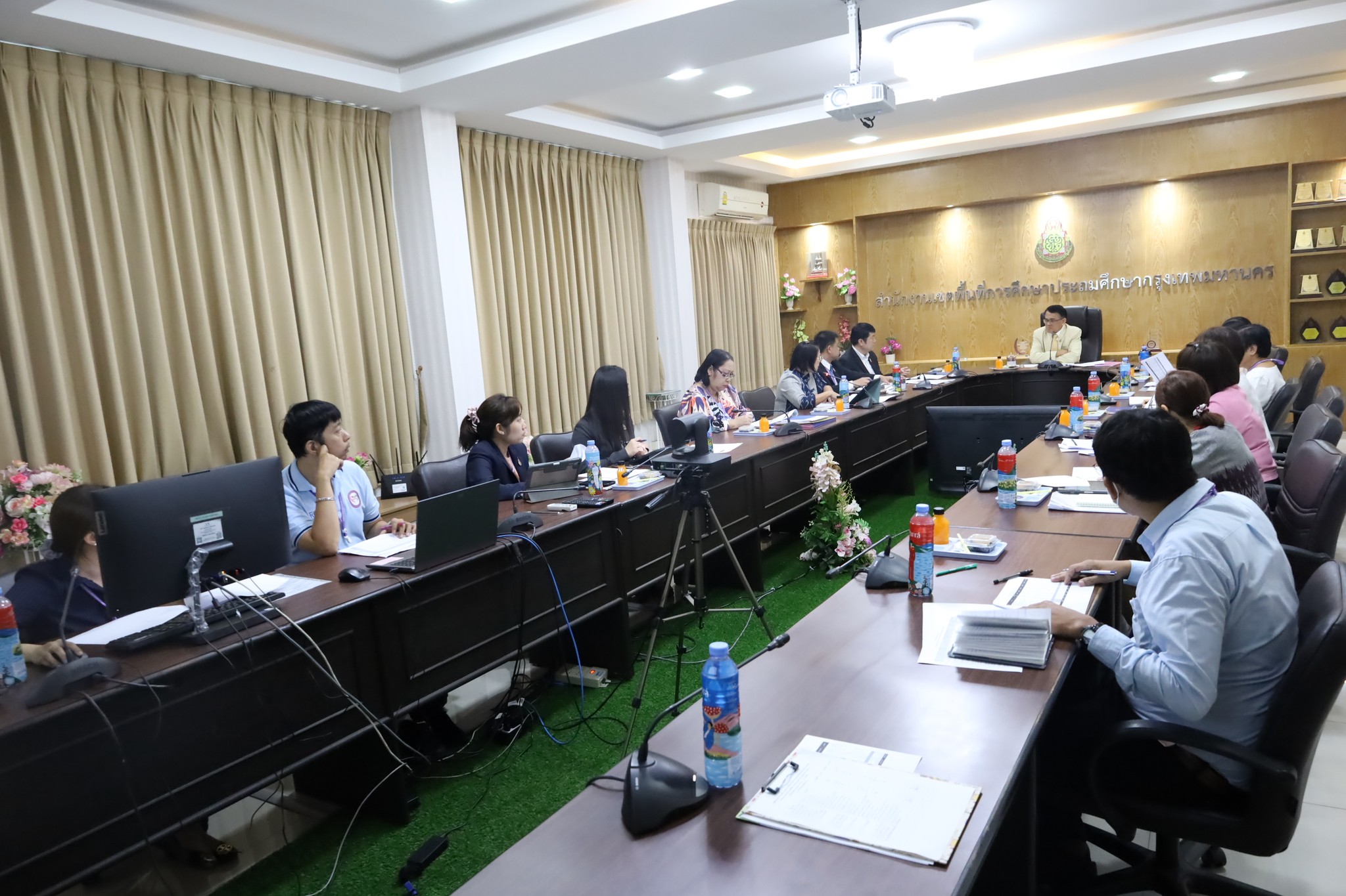 ประชุมพิจารณาการใช้จ่ายงบประมาณรายจ่าย ประจำปีงบประมาณ พ.ศ. 2568 สำหรับบริหาร สพป.กรุงเทพมหานคร