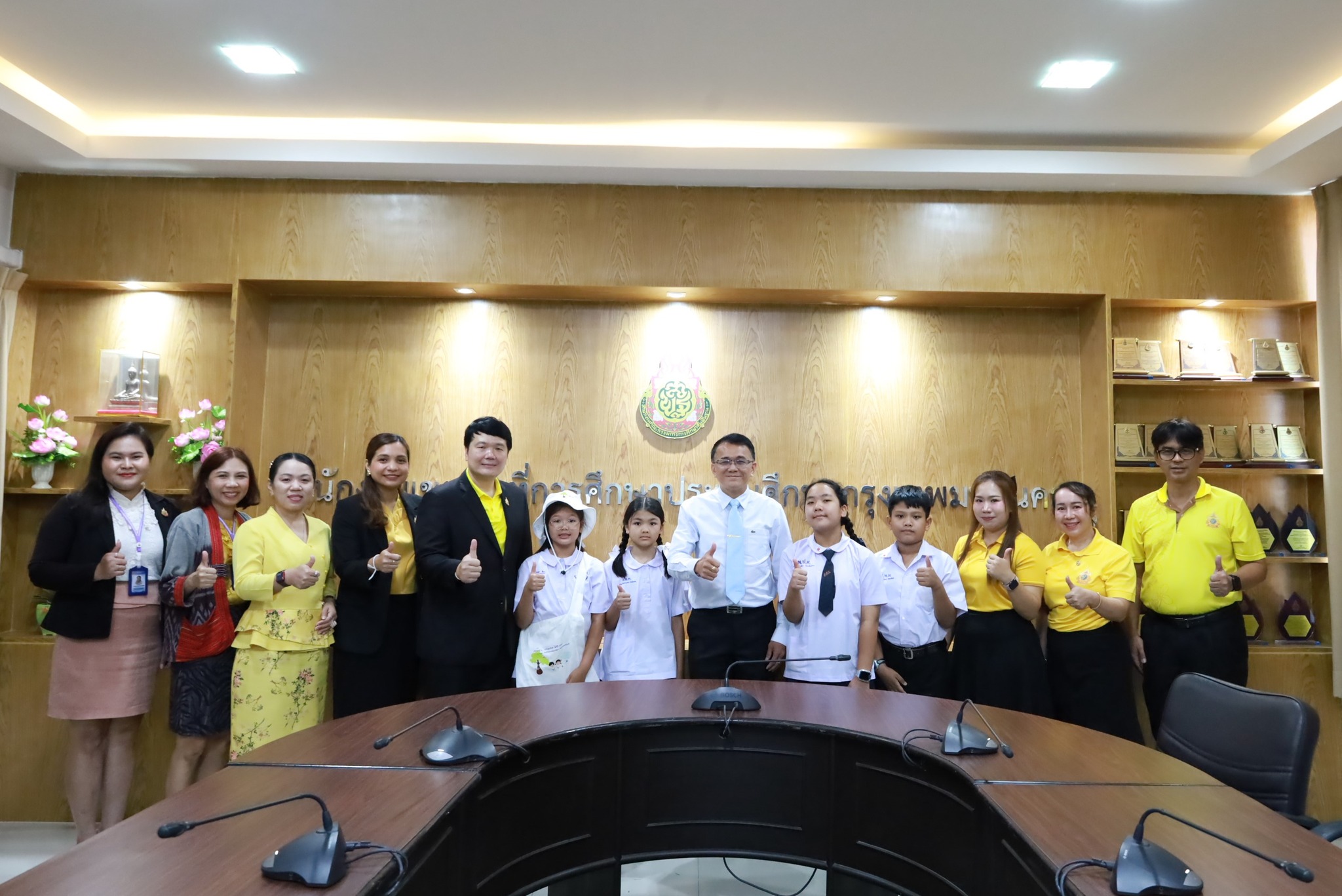 ประชุมคณะกรรมการคัดเลือกตัวแทนเยาวชนเพื่อเข้าร่วมการประชุมเชิงปฏิบัติการพัฒนาผู้นำเยาวชนรักษ์พงไพร ร…