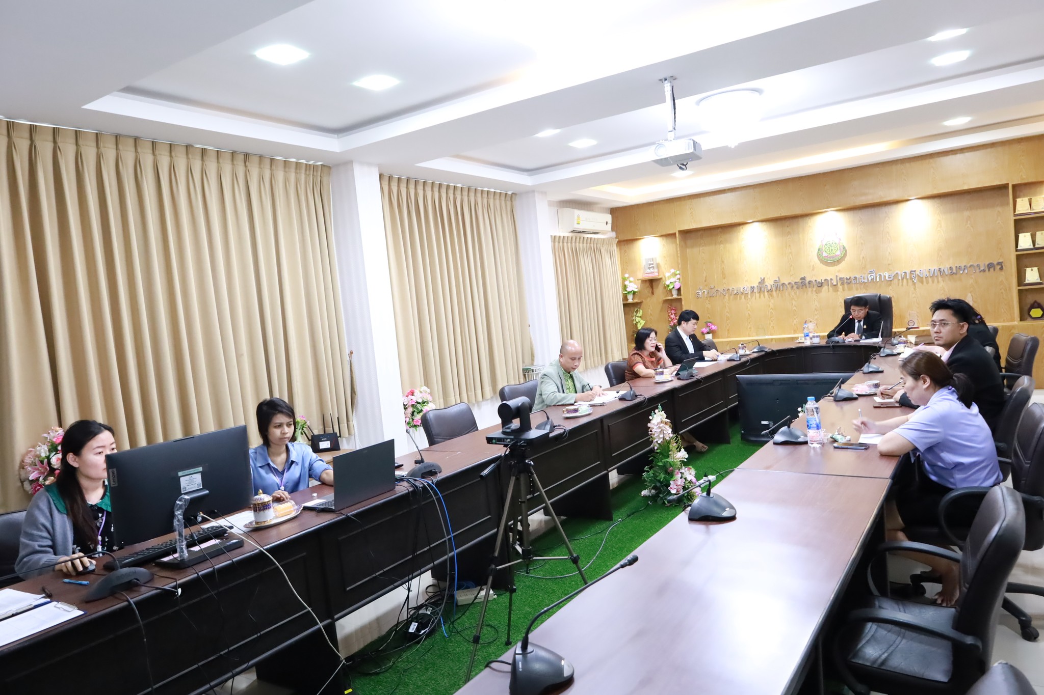 การประชุม อ.ก.ค.ศ.เขตพื้นที่การศึกษาประถมศึกษากรุงเทพมหานคร ครั้งที่ 8/2568