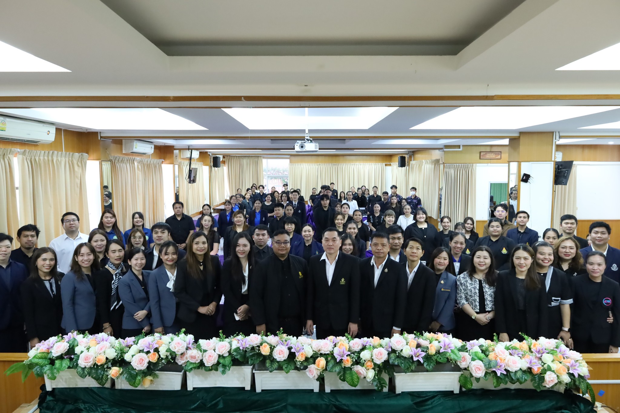 การอบรมเชิงปฏิบัติการการบูรณาการ AI สู่การเรียนรู้เชิงสร้างสรรค์ในห้องเรียน