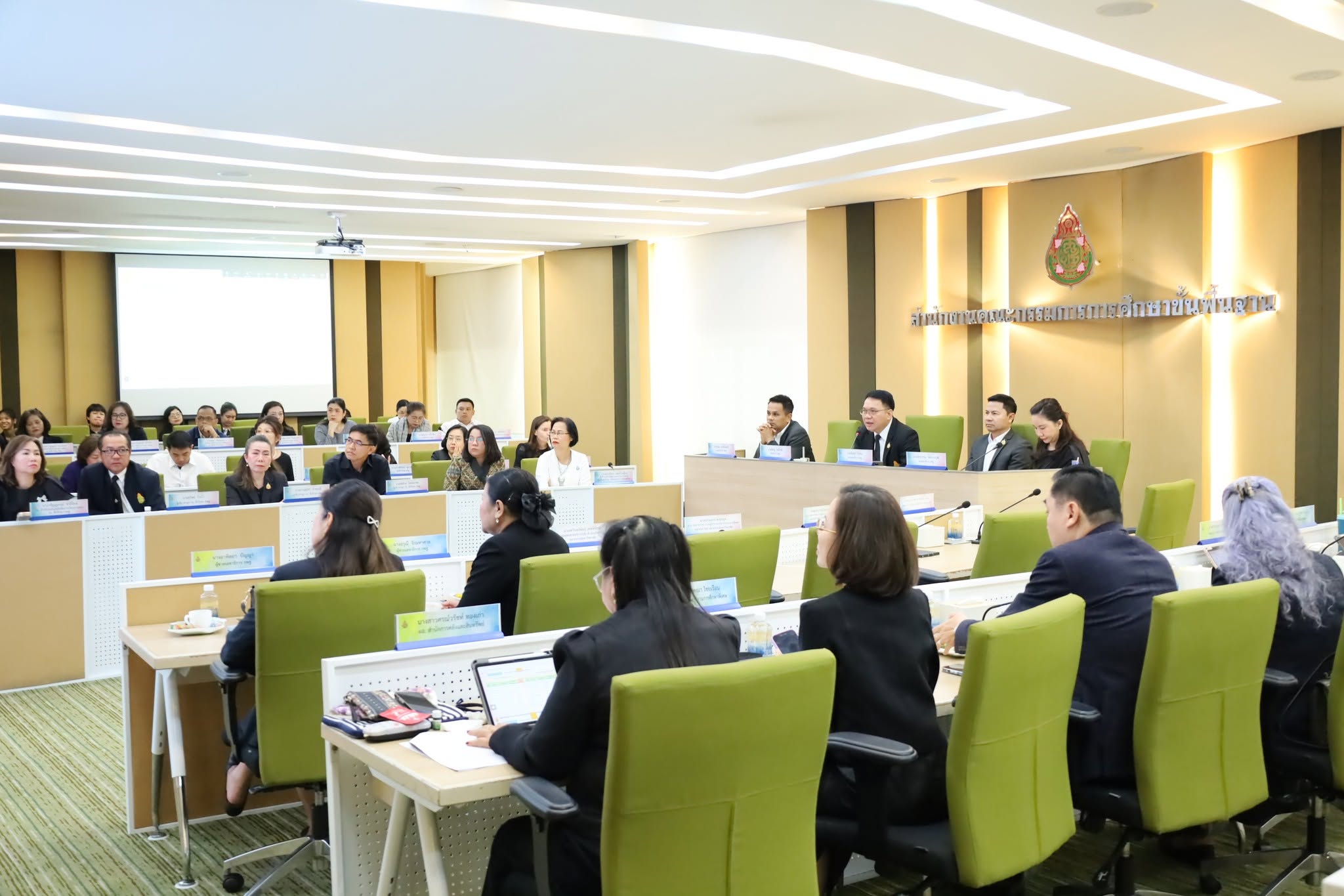ประชุมผู้บริหาร สำนักงานคณะกรรมการการศึกษาขั้นพื้นฐาน ครั้งที่ 21/2569