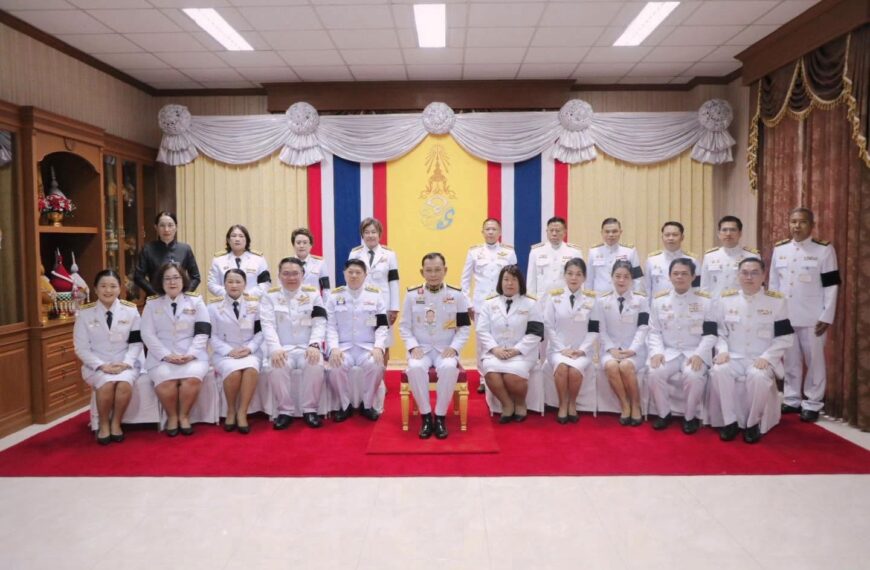 พิธีเปิดนิทรรศการเฉลิมพระเกียรติ “สืบสานศาสตร์ศิลป์ องค์ทศมินทร์ราชัน น้อมนำพระราชปณิธาน” และการแสดง…