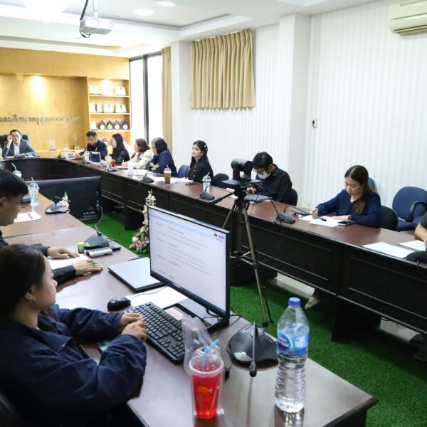 ประชุมผู้บริหาร สพป.กรุงเทพมหานคร